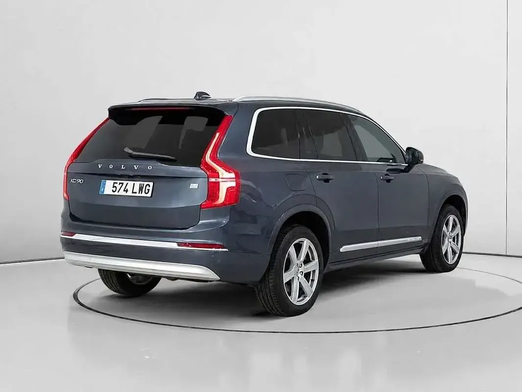 Usado Volvo XC90 Core 455 CV (334 kW) 2022 Azul SUV