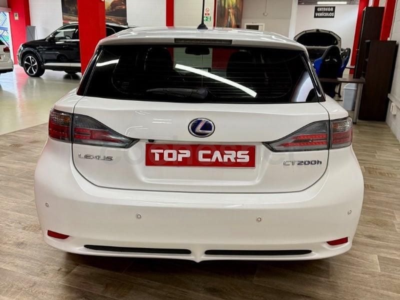 Usado Lexus CT200h 136 CV (100 kW) 2012 Blanco Berlina