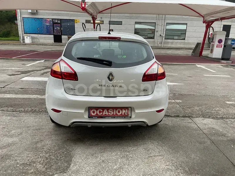 Usado Renault Mégane III GT 115 CV (84 kW) 2014 Blanco Berlina