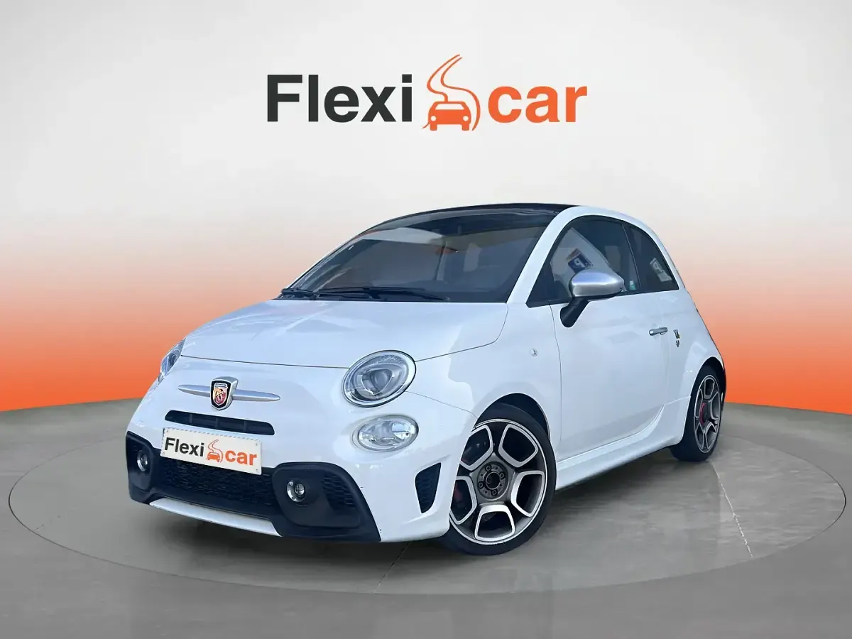 Usado Abarth 595 Turismo 165 CV (121 kW) 2021 Blanco Berlina