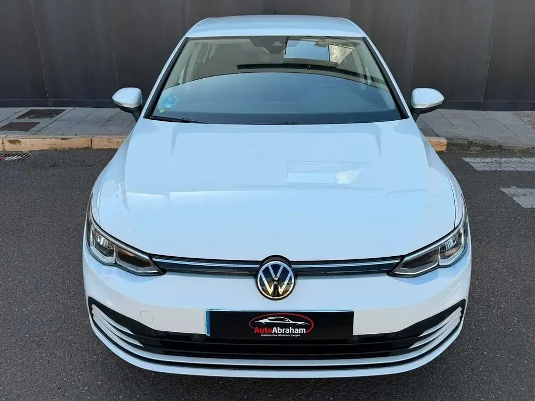 Usado VW Golf VIII 116 CV (85 kW) 2022 Gris Utilitario