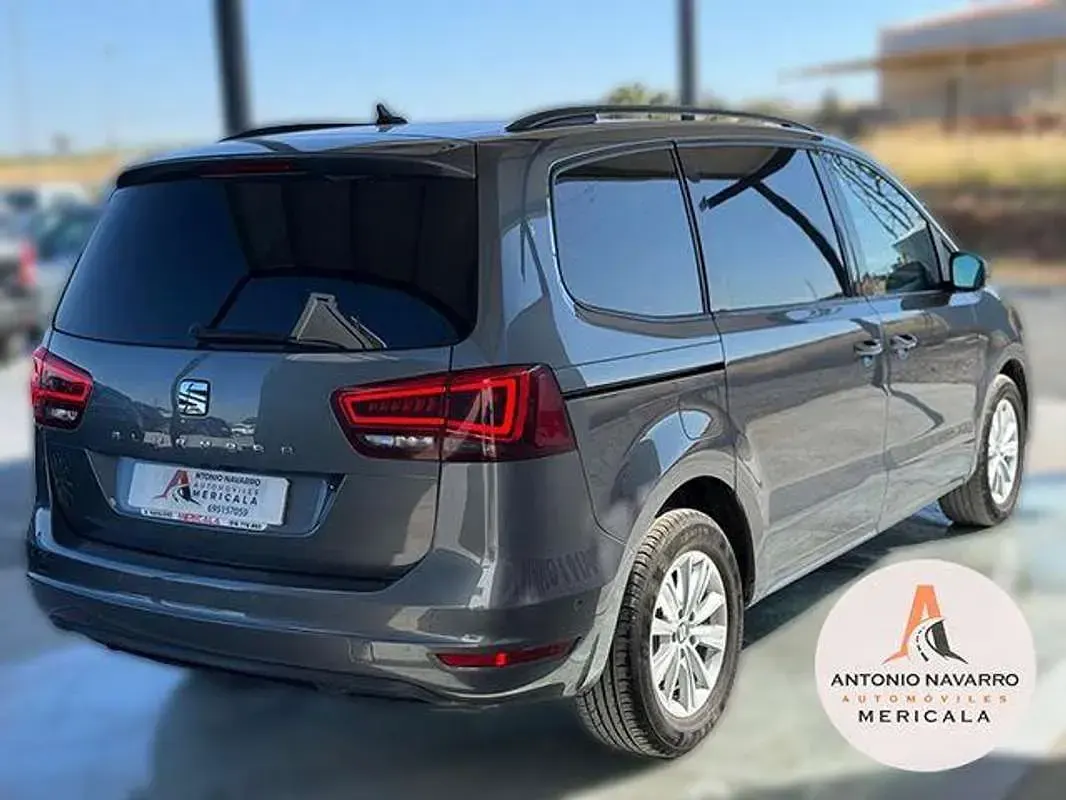 Usado Seat Alhambra Style 150 CV (110 kW) 2019 Gris Monovolumen