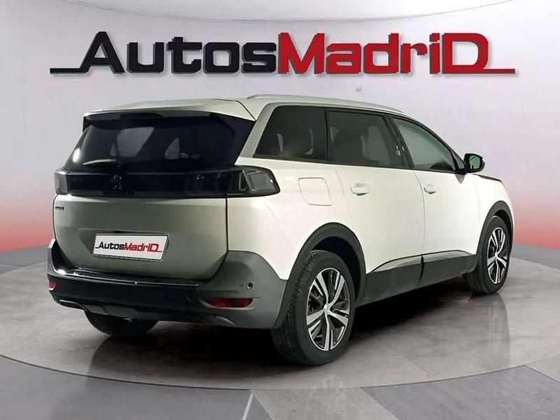 Usado Peugeot 5008 Allure 131 CV (96 kW) 2021 Blanco SUV