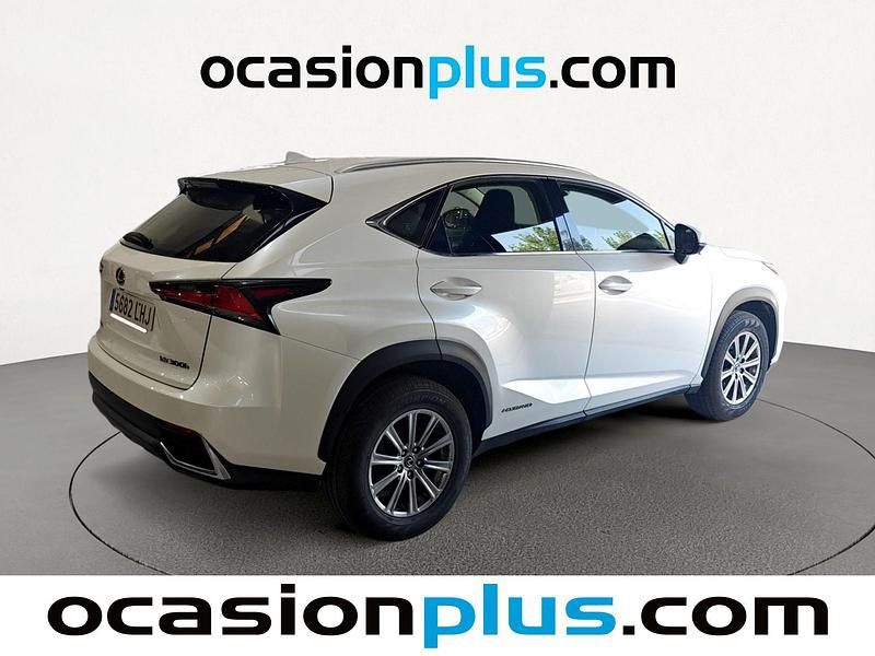 Usado Lexus NX300h Business Edition 197 CV (144 kW) 2020 Blanco SUV