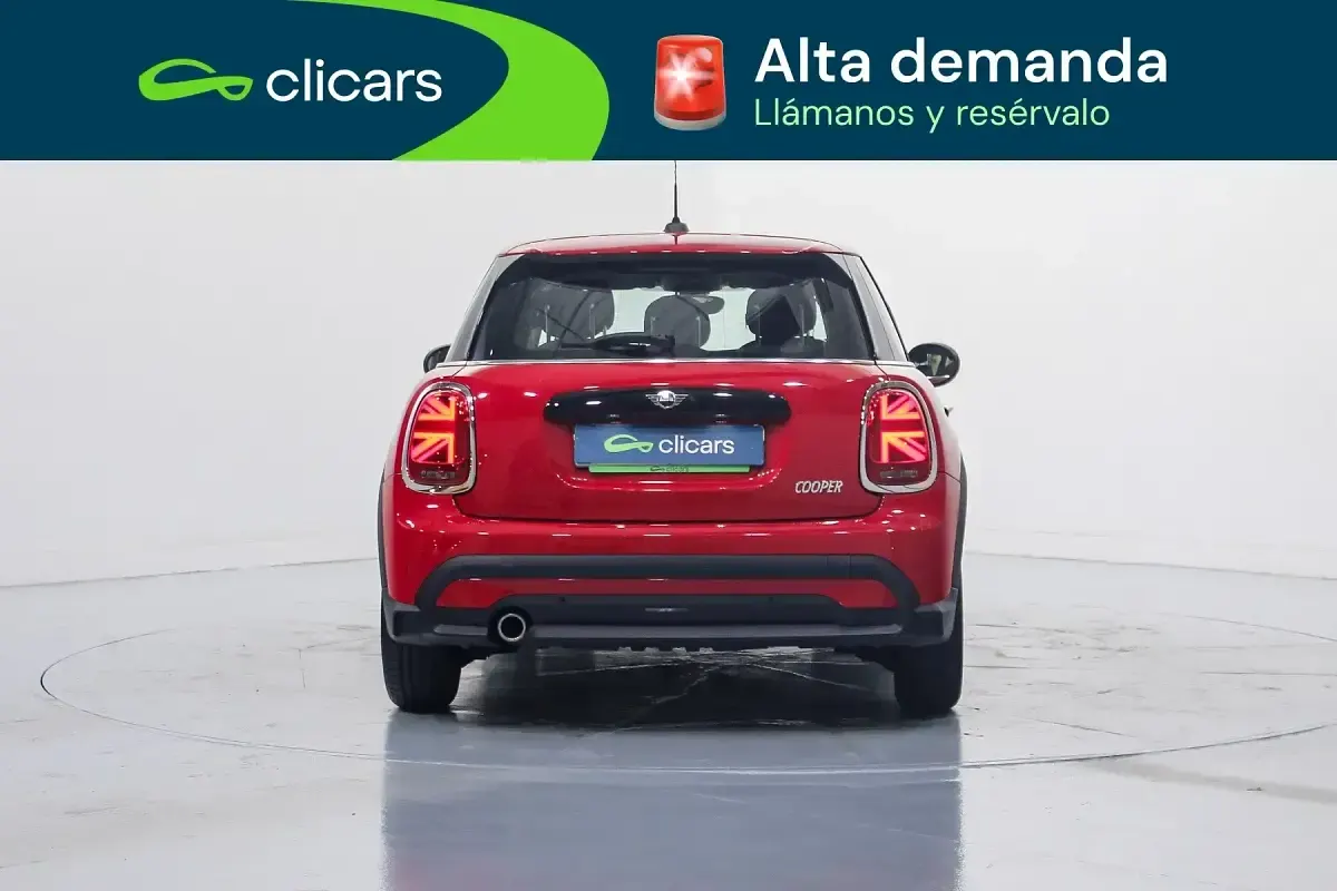 Usado Mini Cooper 136 CV (100 kW) 2022 Rojo Utilitario