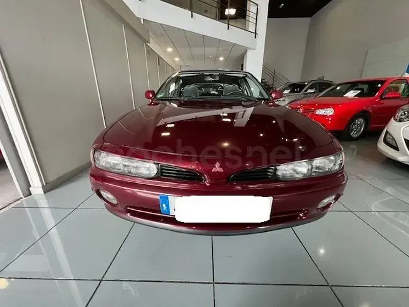 Usado Mitsubishi Galant 109 CV (80 kW) 1993 Granate Berlina