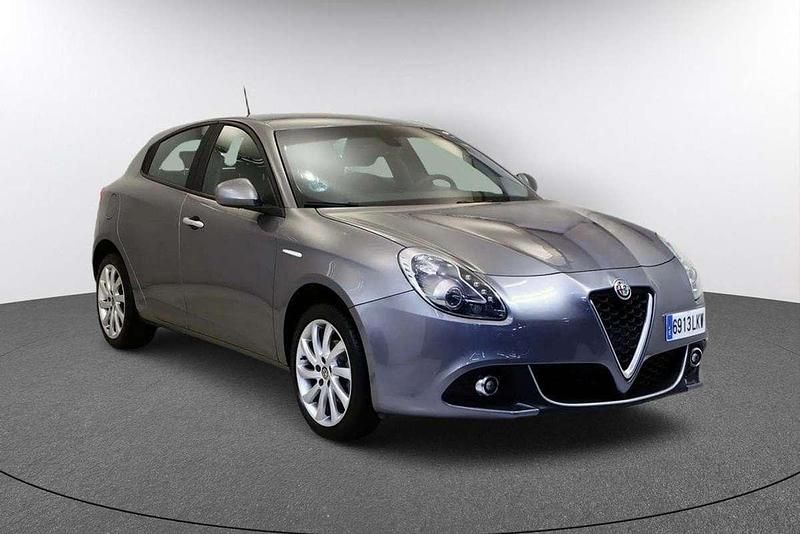 Usado Alfa Romeo Giulietta 120 CV (88 kW) 2020 Gris Utilitario
