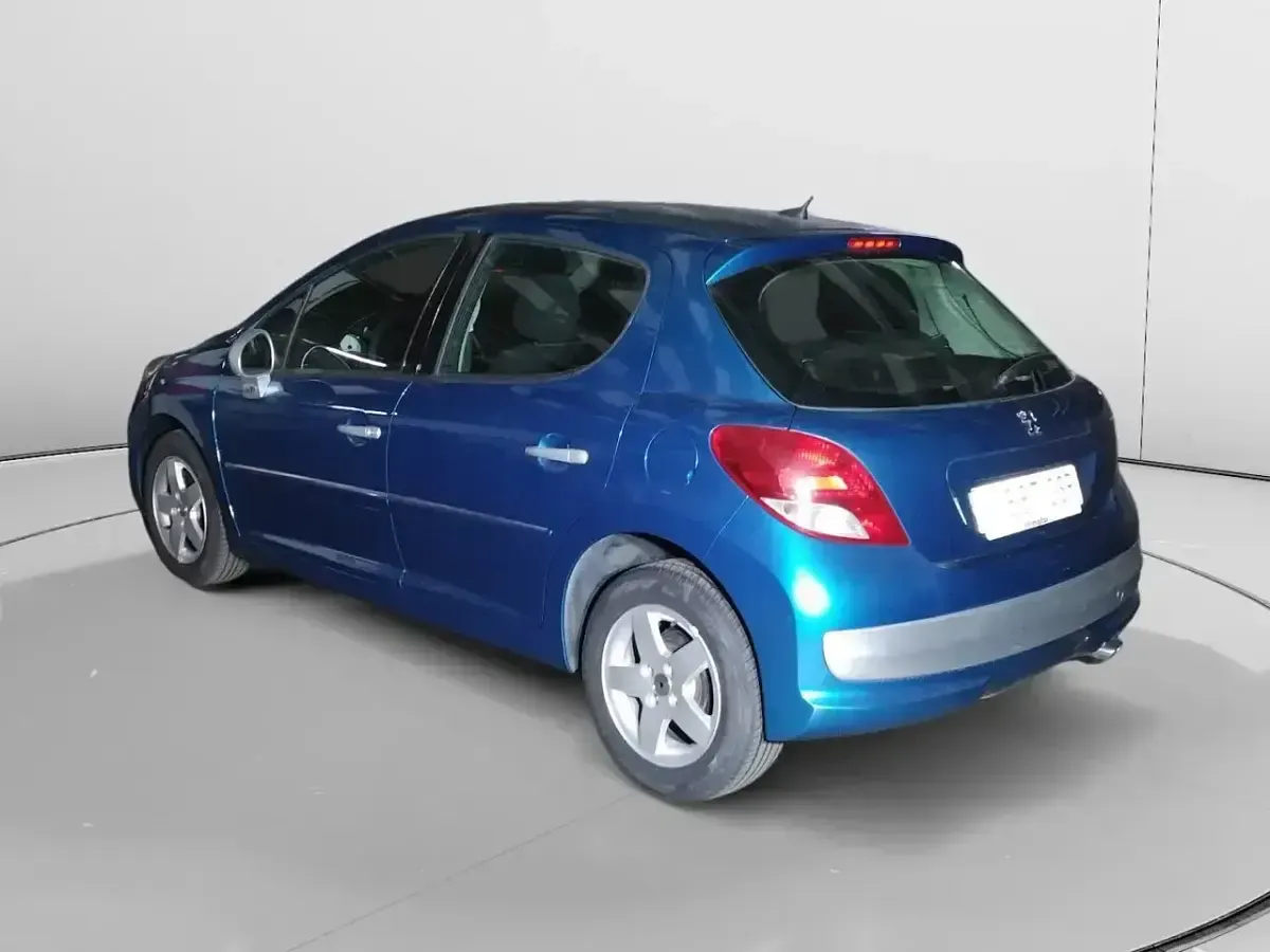 Usado Peugeot 207 Sport 95 CV (69 kW) 2009 Azul