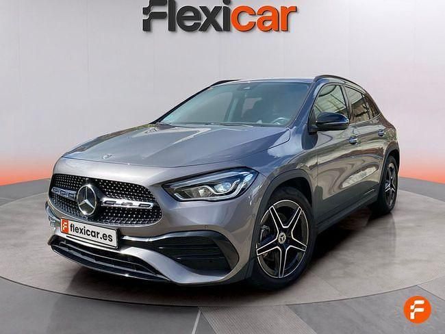 Usado Mercedes GLA200 150 CV (110 kW) 2021 Gris / plata SUV