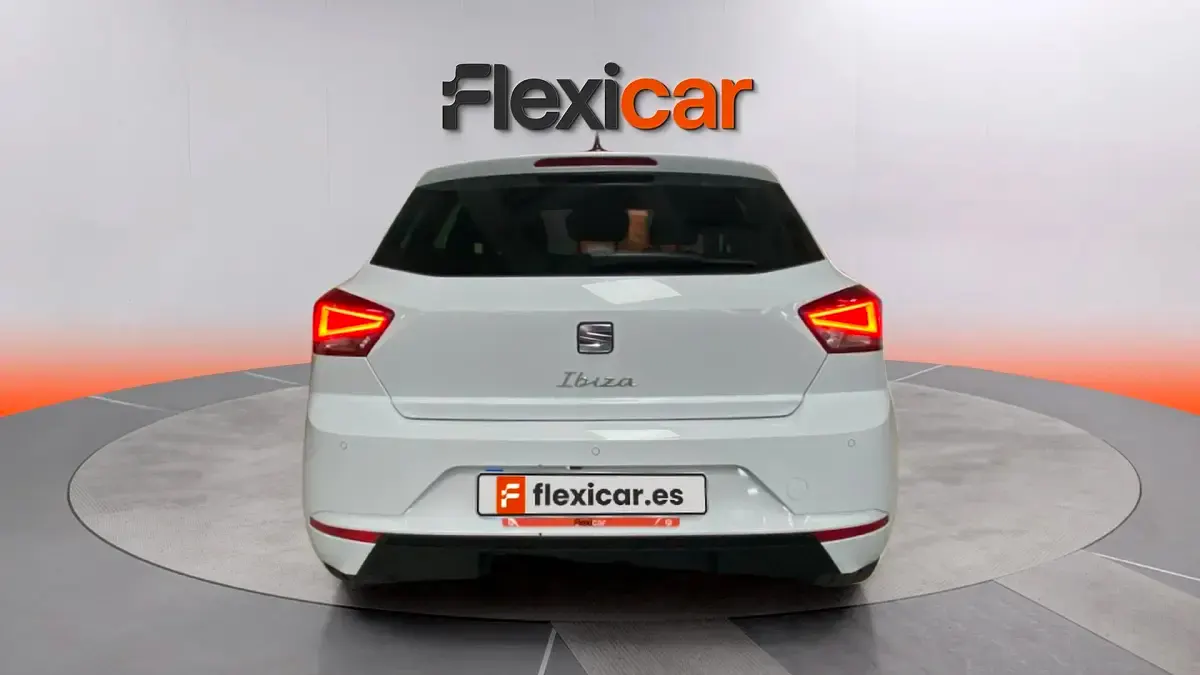Usado Seat Ibiza XCELLENCE 116 CV (85 kW) 2024 Blanco Utilitario
