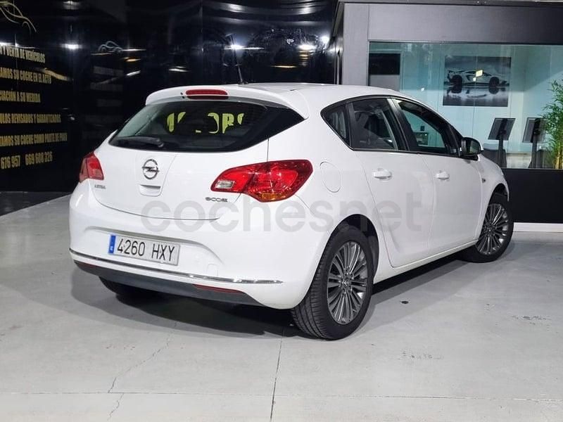 Usado Opel Astra Excellence 110 CV (80 kW) 2015 Blanco Berlina