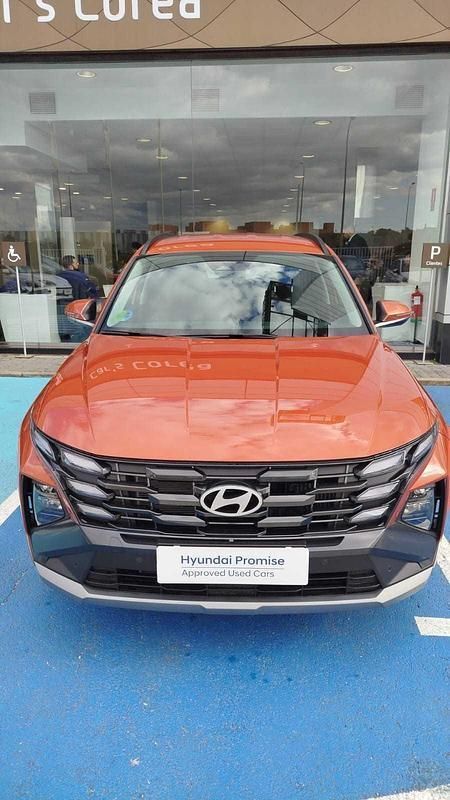 Jupiter orenge metallic Usado 2024 Hyundai Tucson SUV | 36.000 € (Caro) - Imagen 1/3