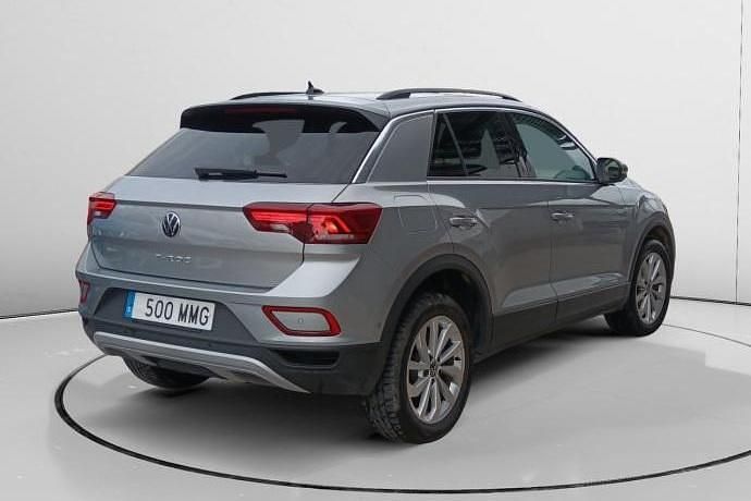Usado VW T-Roc Life 150 CV (110 kW) 2023 SUV