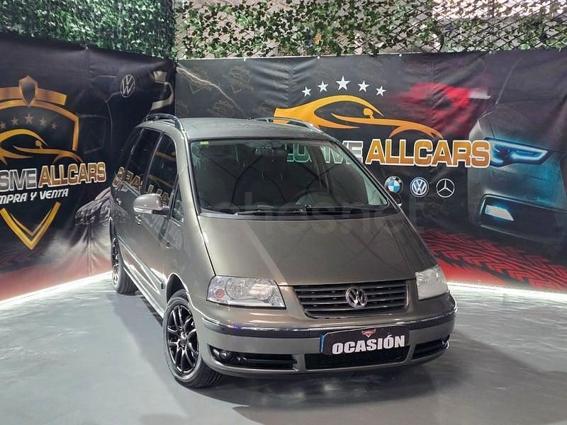 Usado VW Sharan Advance 115 CV (84 kW) 2009 Gris / plata Monovolumen