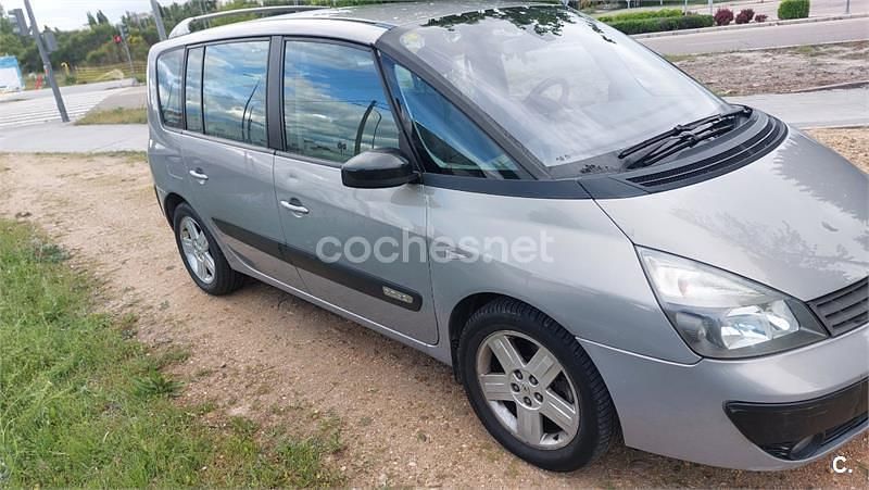 Usado Renault Espace Privilege 150 CV (110 kW) 2004 Gris / plata Monovolumen