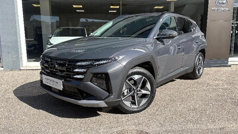 Usado Hyundai Tucson 215 CV (158 kW) 2025 Gris/plata SUV
