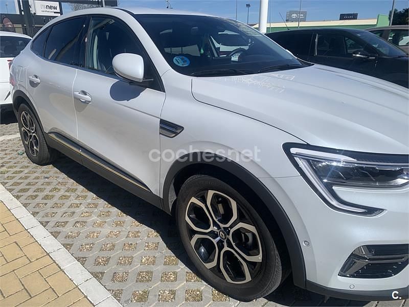Usado Renault Arkana Techno 145 CV (106 kW) 2023 Blanco SUV