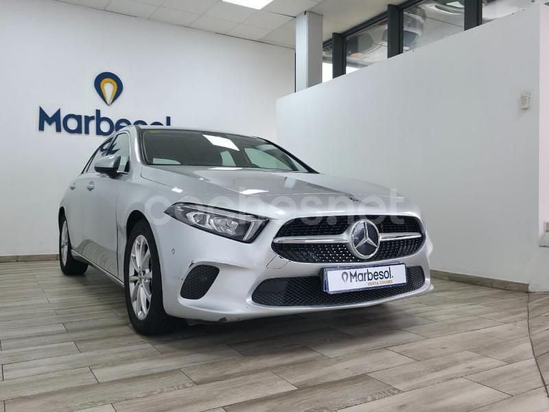 Usado Mercedes A200 163 CV (119 kW) 2020 Gris / plata Berlina