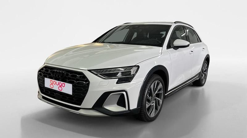 Usado Audi A3 Ambiente 150 CV (110 kW) 2024 Blanco Berlina