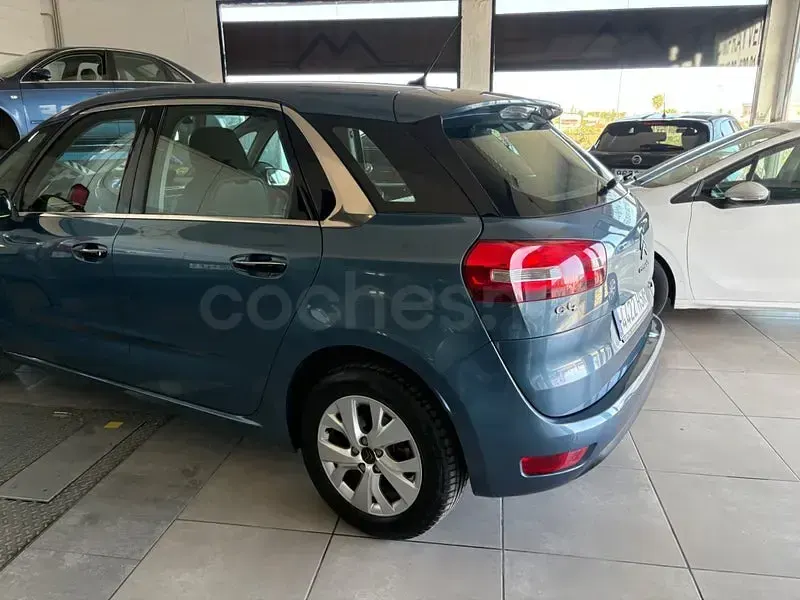 Usado Citroën C4 Picasso Intensive 115 CV (84 kW) 2013 Verde Monovolumen