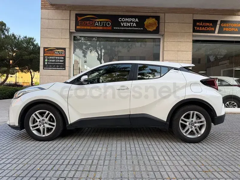 Usado Toyota C-HR Active 122 CV (89 kW) 2023 Blanco SUV