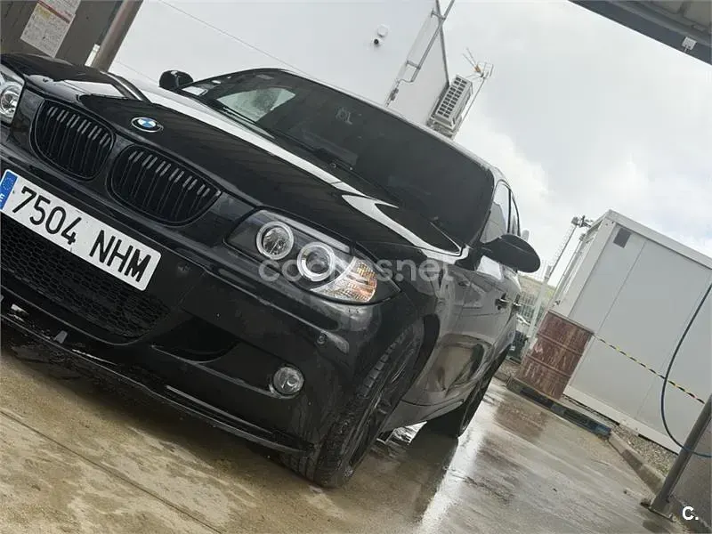 Usado BMW 118 143 CV (105 kW) 2009 Negro Utilitario