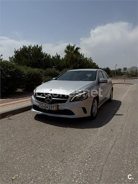 Blanco Usado 2015 Mercedes A200 Urban Berlina | 12.500 € (Buen precio) - Imagen 1/4