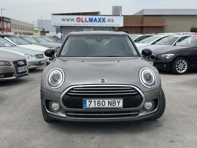 Usado Mini Cooper D Clubman 150 CV (110 kW) 2016 Gris metalico Familiar