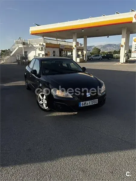 Usado Seat Exeo Style 120 CV (88 kW) 2009 Negro Berlina
