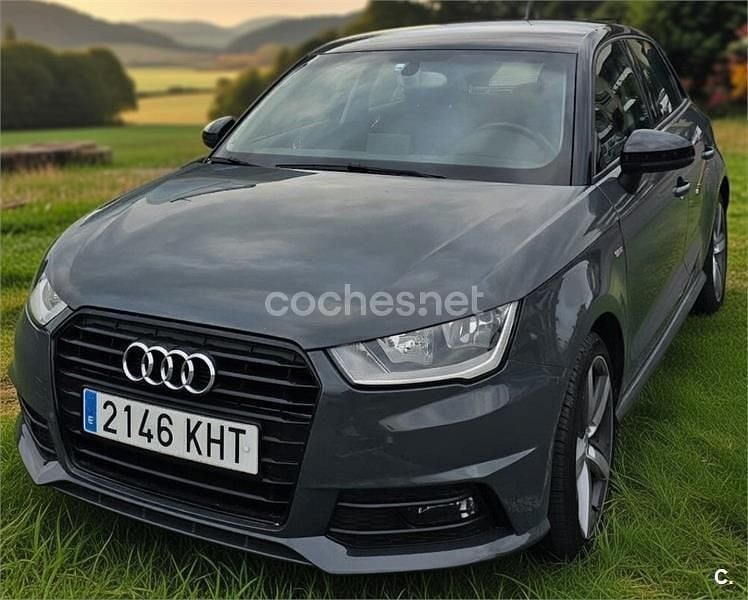 Usado Audi A1 Sportback S-Line 95 CV (69 kW) 2019 Gris / plata Utilitario