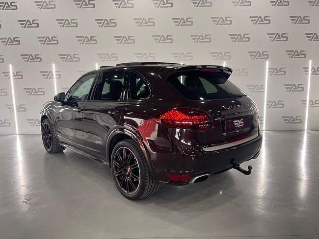 Usado Porsche Cayenne S 382 CV (280 kW) 2013 Rojo SUV