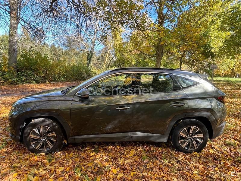 Usado Hyundai Tucson 150 CV (110 kW) 2021 Gris / plata SUV
