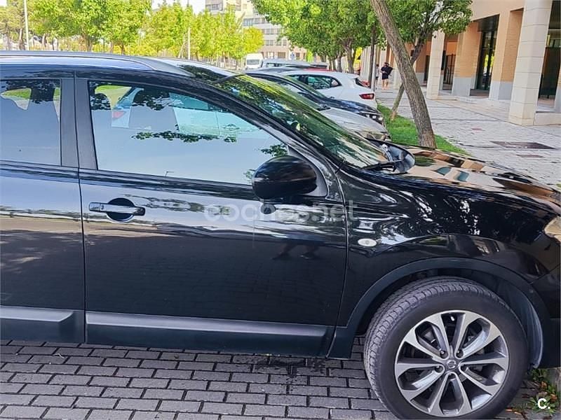 Usado Nissan Qashqai Premium Edition 140 CV (102 kW) 2010 Negro SUV