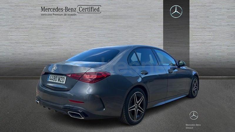 Usado Mercedes C200 163 CV (119 kW) 2025 Gris / plata Berlina