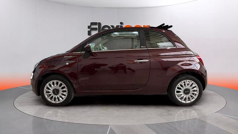 Usado Fiat 500 Dolcevita 71 CV (52 kW) 2021 Granate Descapotable