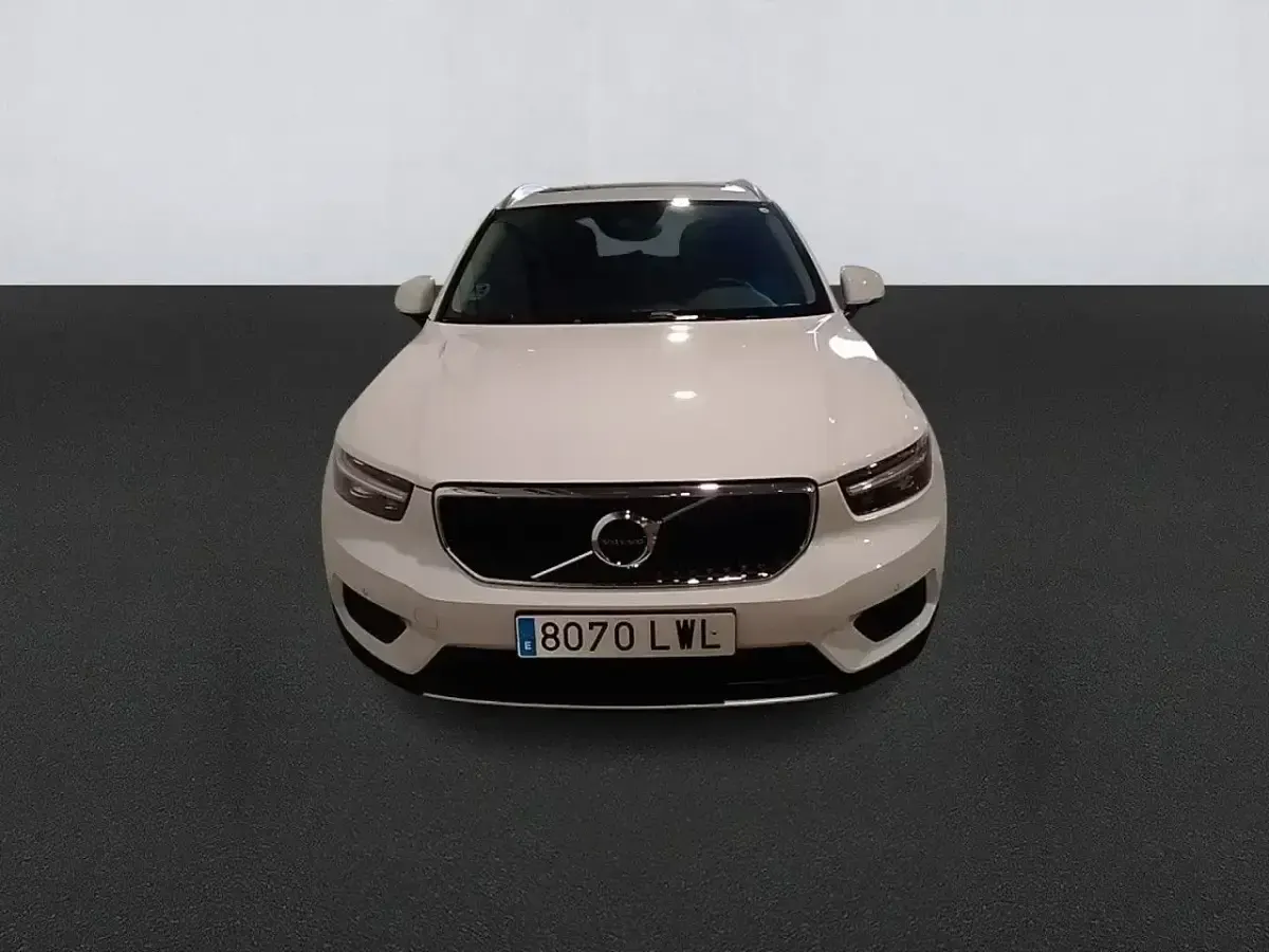 Brugt Volvo XC40 Momentum 129 HK (94 kW) 2022 Hvid SUV