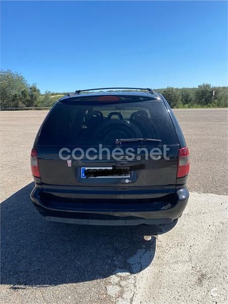 Usado Chrysler Voyager 143 CV (105 kW) 2007 Negro Monovolumen