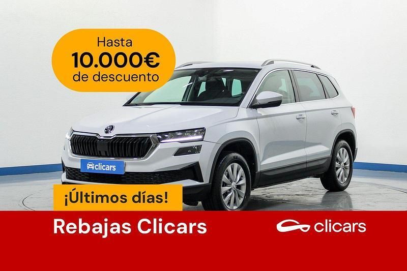Blanco Usado 2023 Skoda Karoq Ambition SUV | 24.490 € (Precio justo) - Imagen 1/4