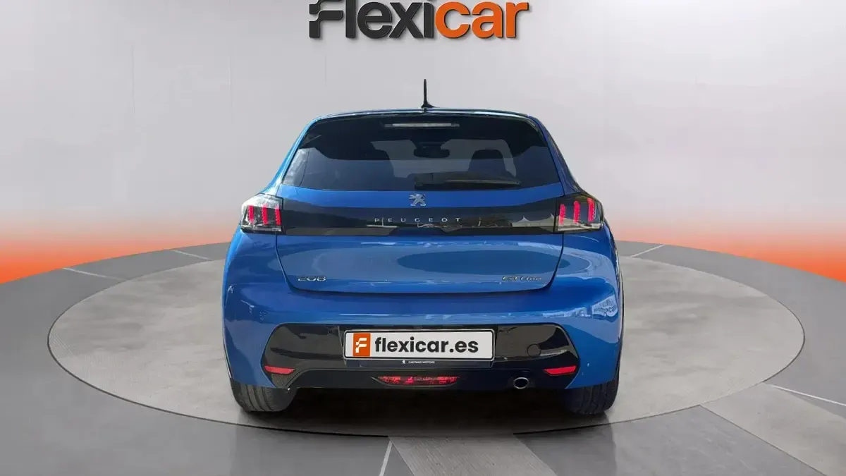 Usado Peugeot 208 GT-line 101 CV (74 kW) 2020 Azul Utilitario