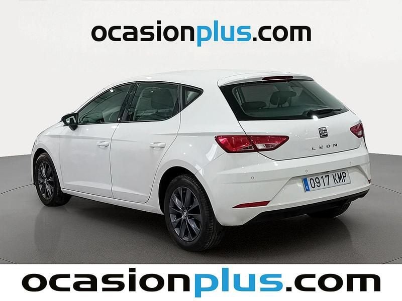 Usado Seat Leon Style 125 CV (91 kW) 2018 Blanco Utilitario