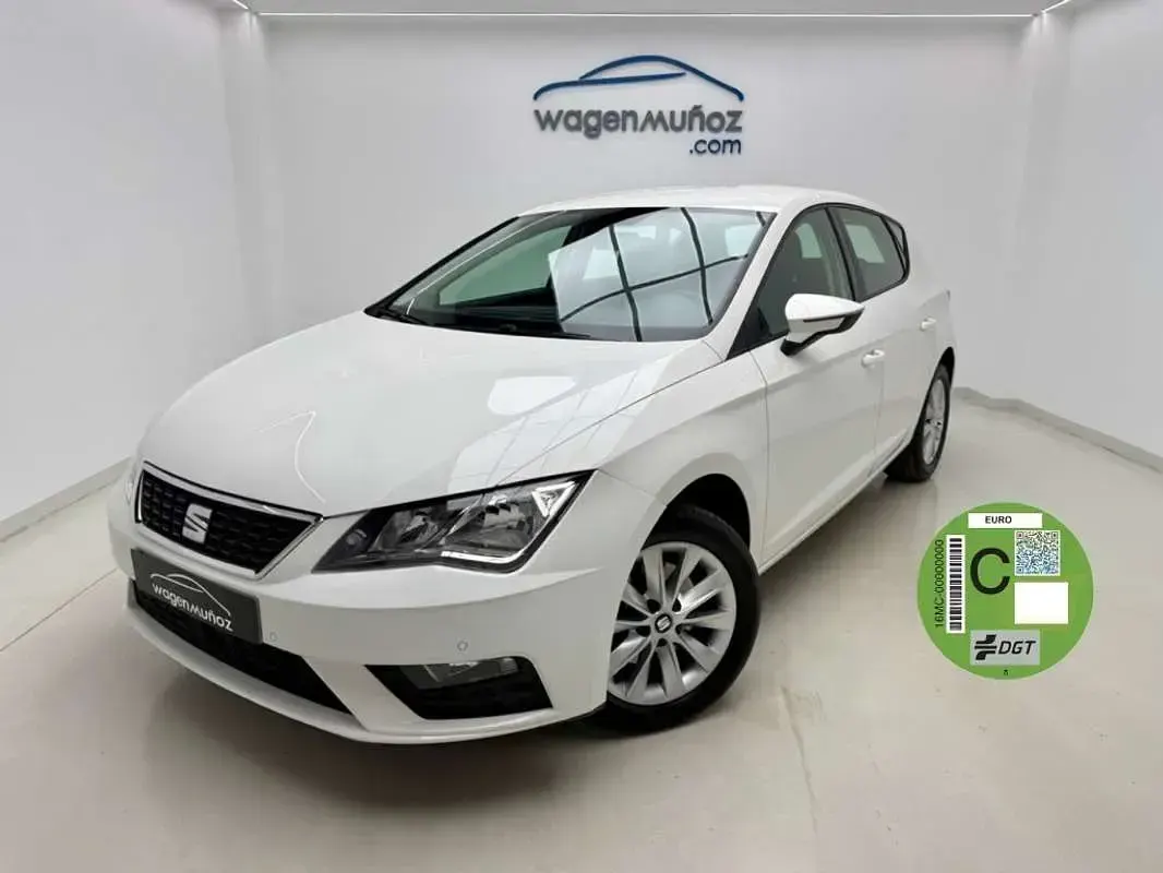 Usado Seat Leon Style 116 CV (85 kW) 2020 Blanco Utilitario