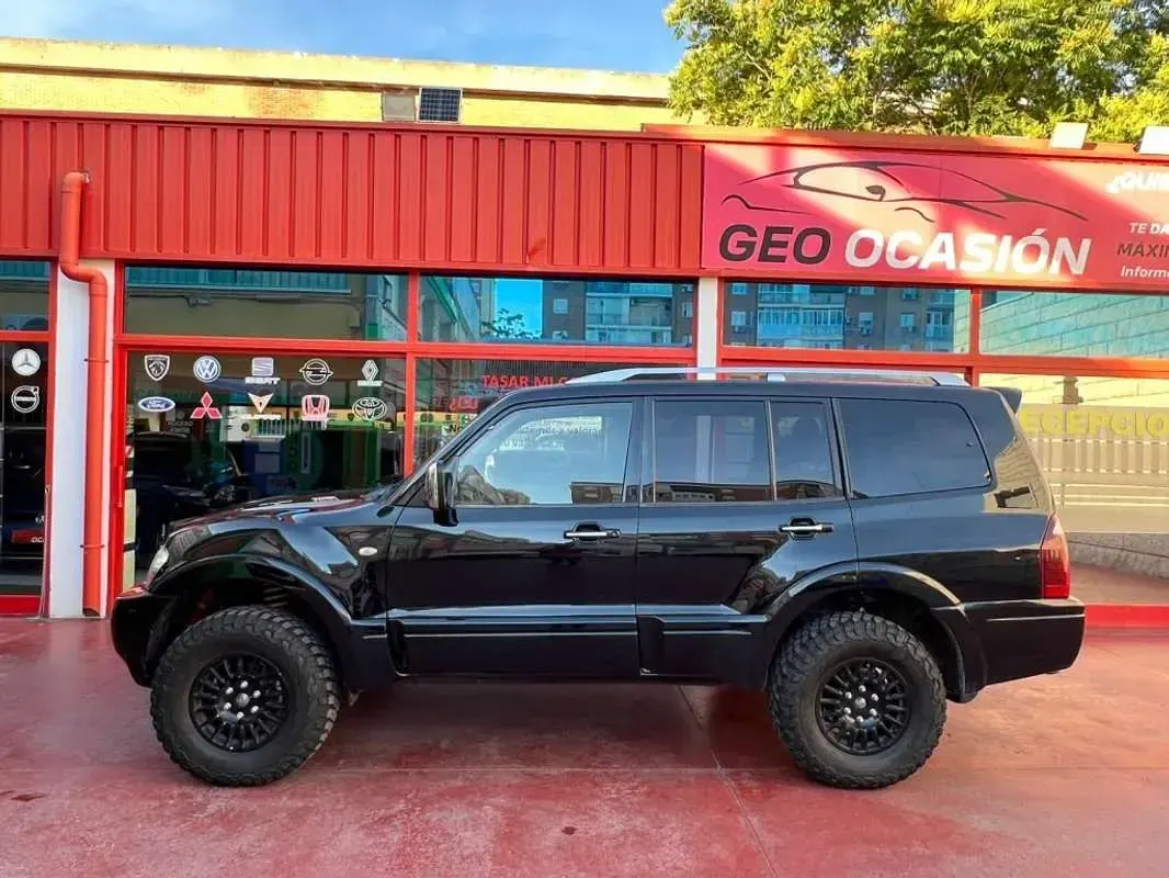 Usado Mitsubishi Montero 2005 Negro SUV