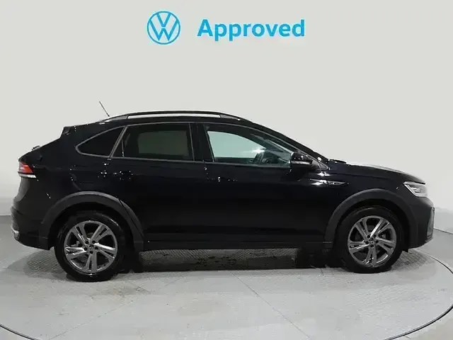 Usado VW Taigo R-line 110 CV (80 kW) 2023 Negro SUV