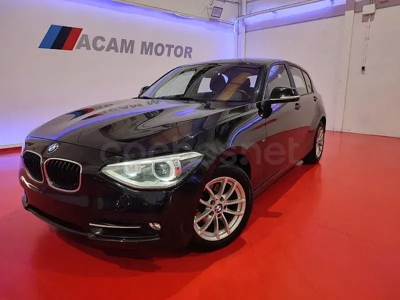 Usado BMW 118 Comfort Edition 170 CV (125 kW) 2015 Negro Utilitario