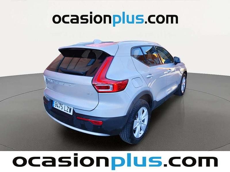 Usado Volvo XC40 Core 163 CV (119 kW) 2022 Plateado SUV