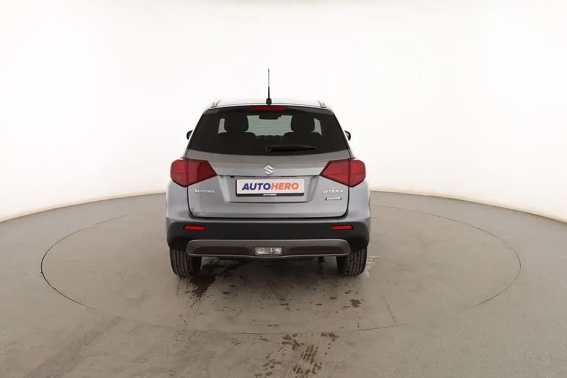 Usado Suzuki Vitara 129 CV (94 kW) 2024 Gris SUV