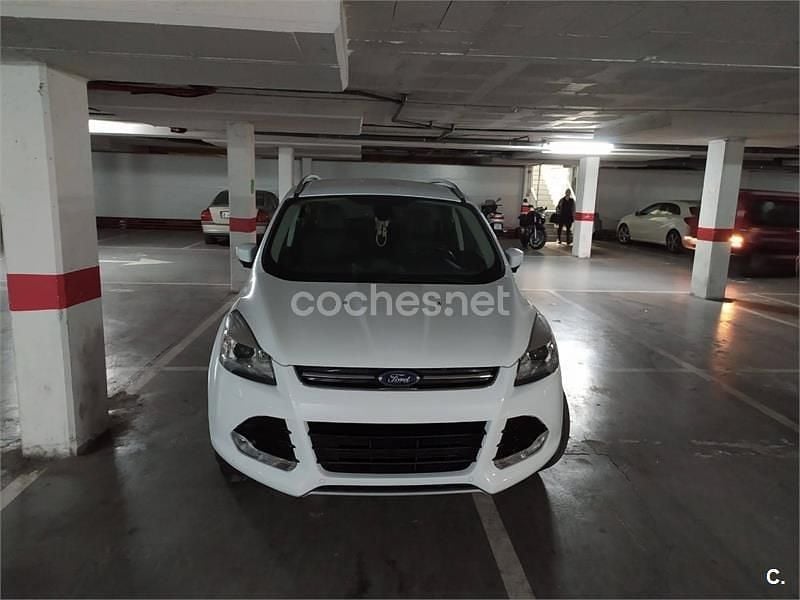 Usado Ford Kuga Titanium 150 CV (110 kW) 2013 Blanco SUV