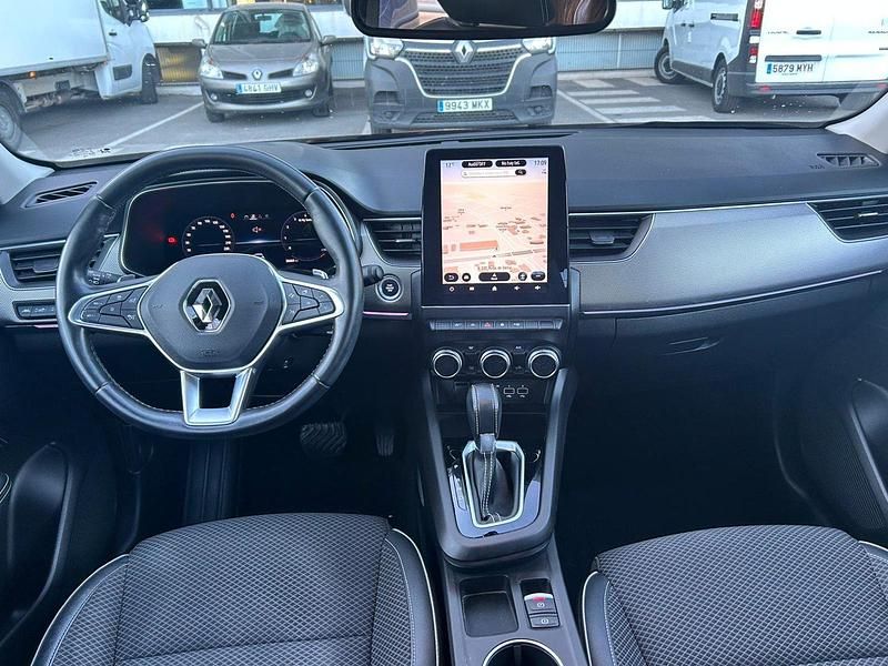 Usado Renault Arkana Zen 140 CV (102 kW) 2022 Rojo deseo SUV