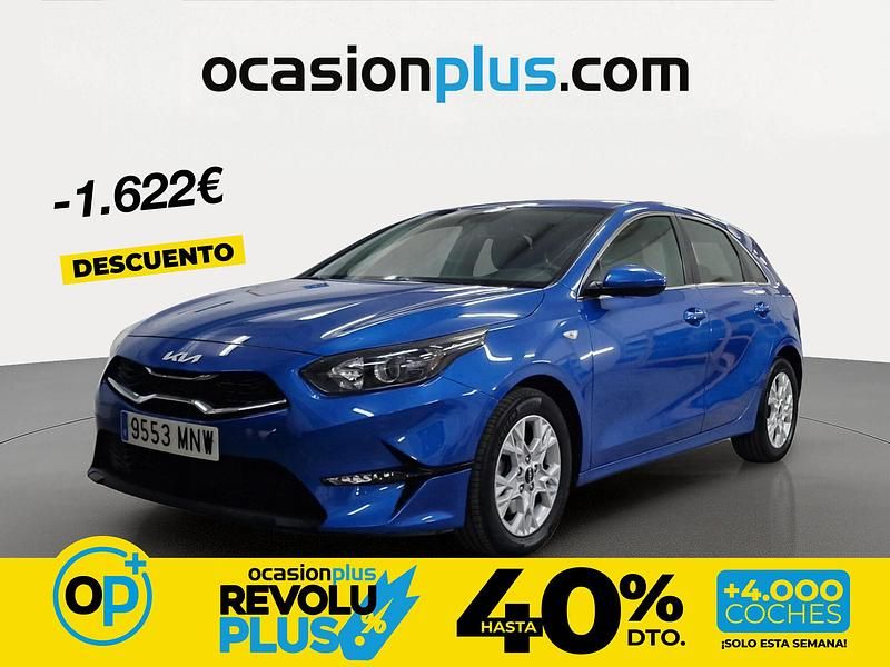 Usado Kia Ceed 120 CV (88 kW) 2024 Azul Utilitario