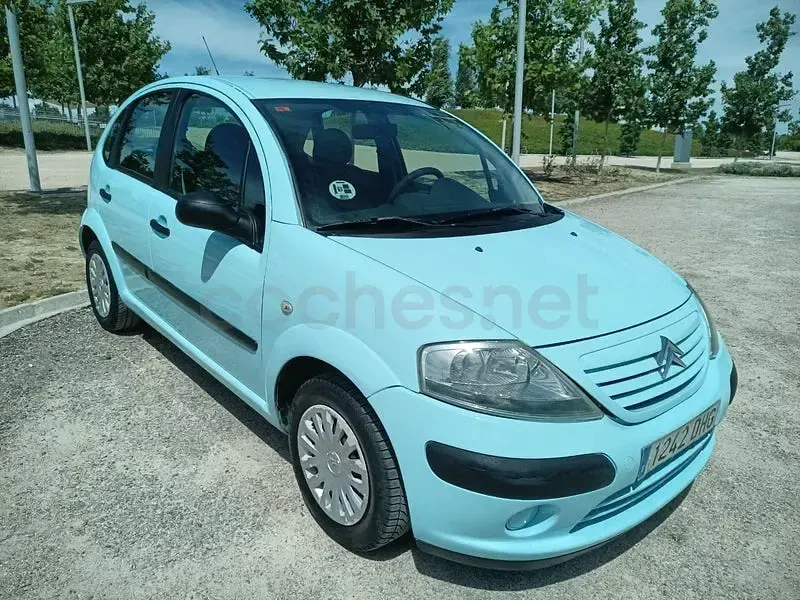 Usado Citroën C3 75 CV (55 kW) 2005 Azul Berlina